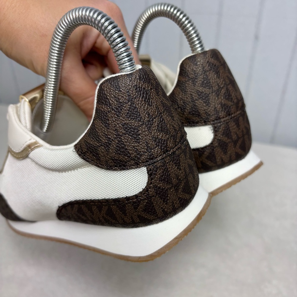 Michael Kors Cream & Brown Logo Sneakers Casual Lace-Up Shoes - Picture 6 of 10